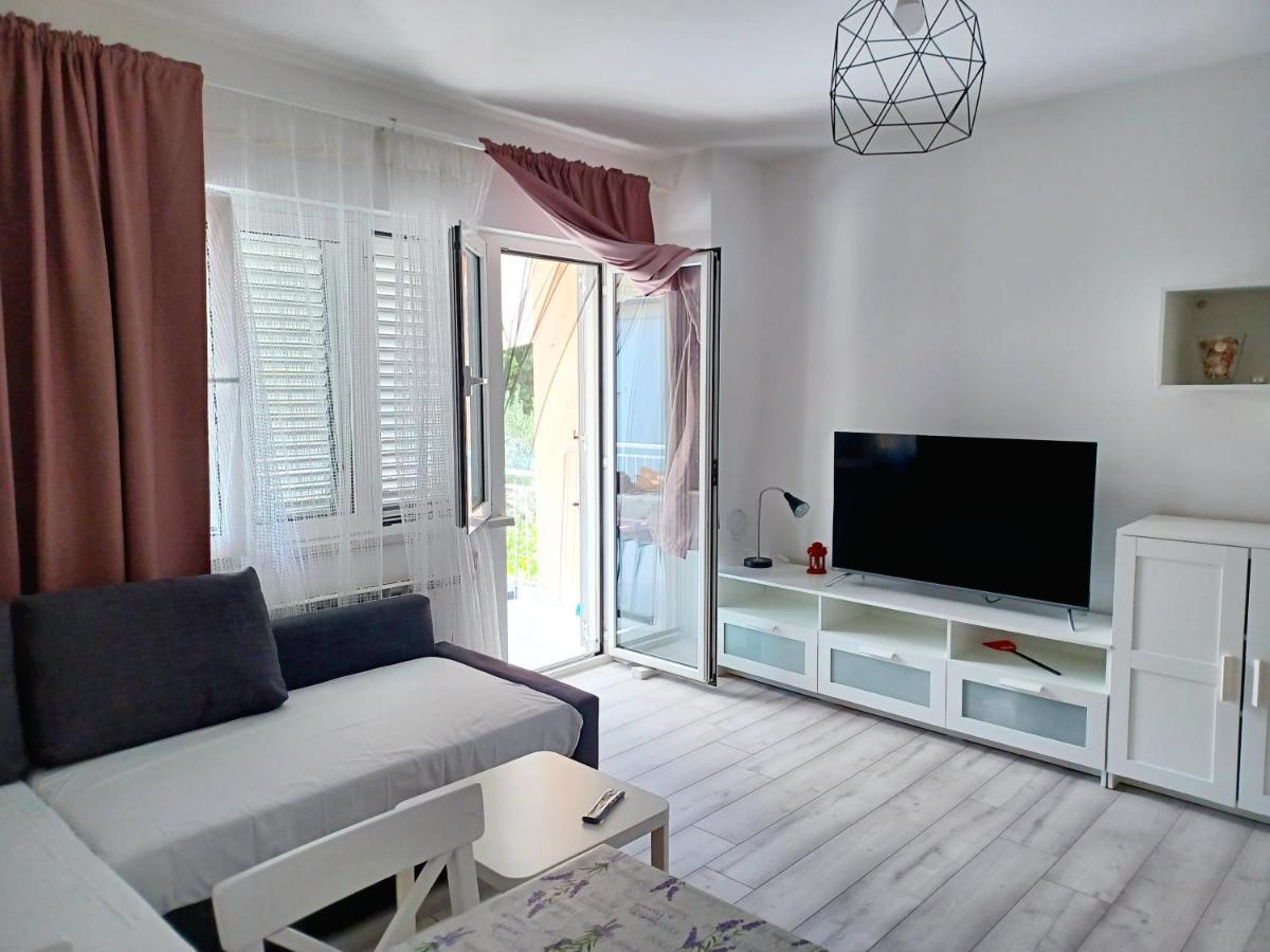 Apartmani Ramesa Murter Exterior foto