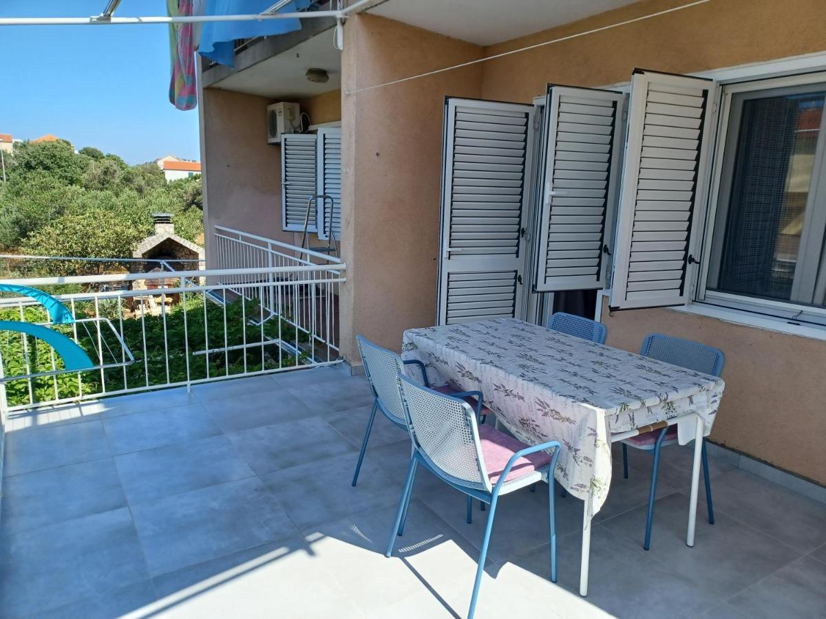 Apartmani Ramesa Murter Exterior foto