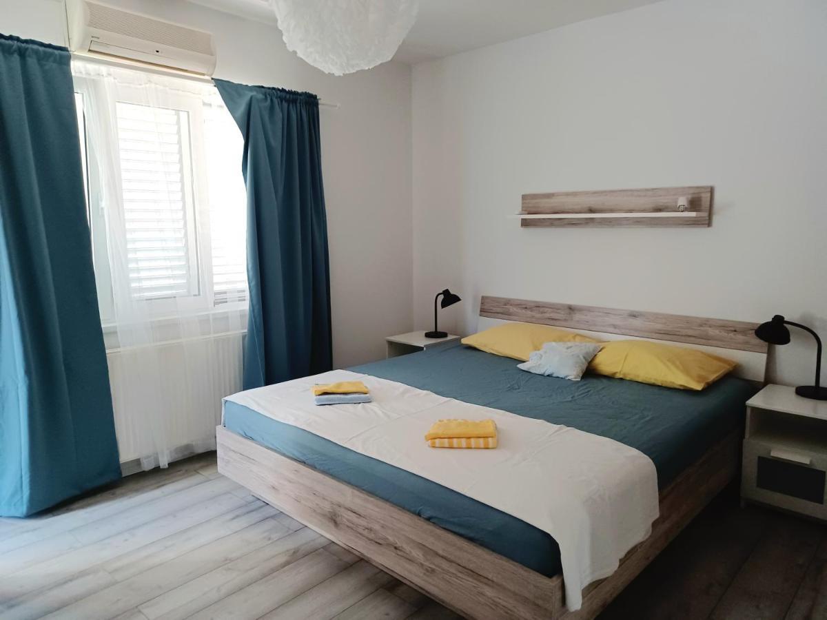 Apartmani Ramesa Murter Exterior foto